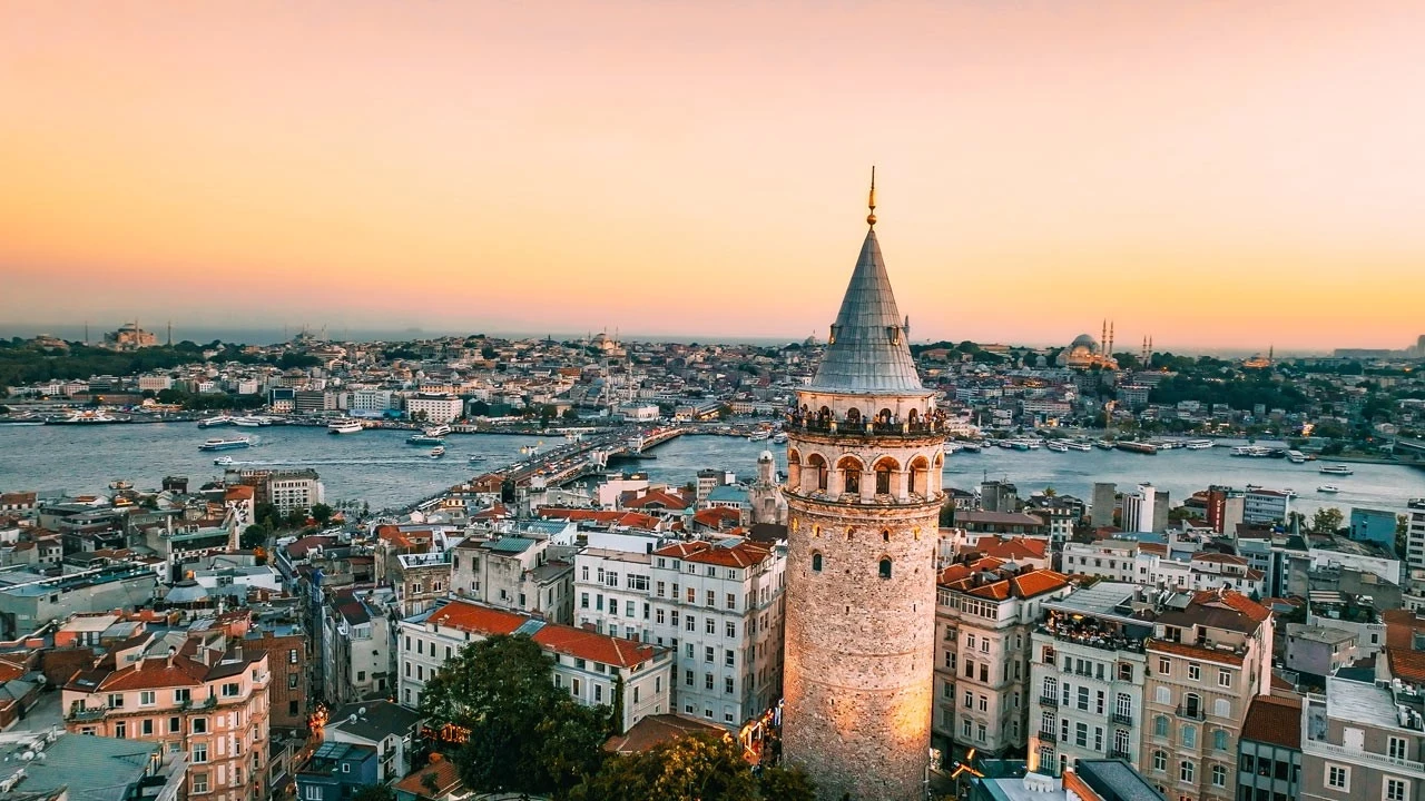 İstanbul Araç Kiralama: Mega Kentte Özgür Yolculuk